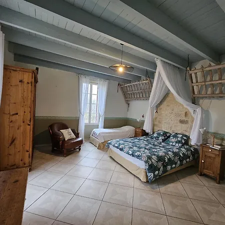 Domaine Au Marchay Bed and Breakfast Nojals-et-Clotte Esterno foto